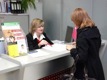 СМИ: ЦБ РФ запретил банкам навязывать страховку по кредитам